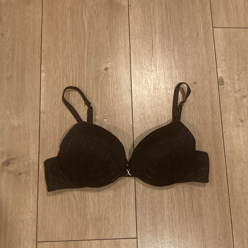 Lily Of France Lace Bra Size 36B